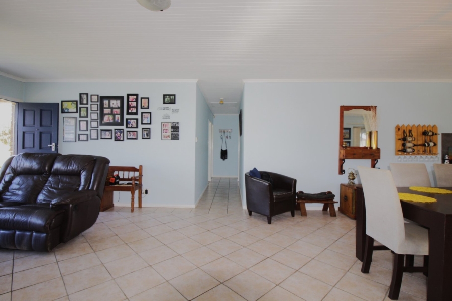 3 Bedroom Property for Sale in Wavecrest Eastern Cape